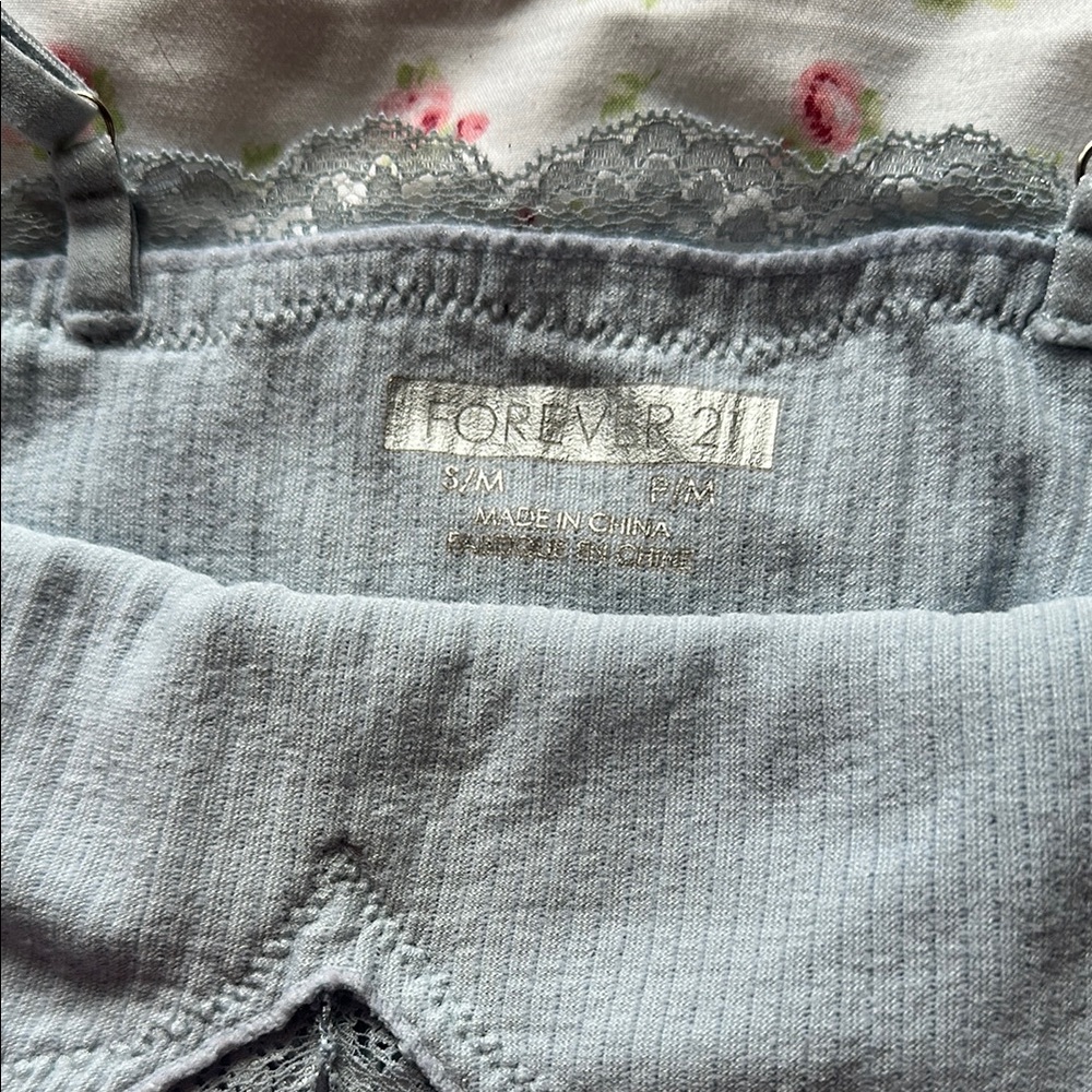 Forever 21 Blue Ribbed Lace Camisole - Picture 2 of 4